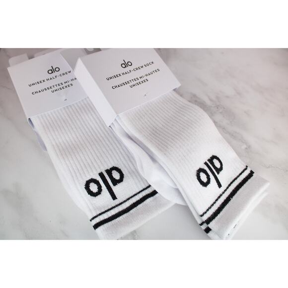 Alo Yoga Unisex Half Crew Throwback White Socks Set Bundle 2 pairs BNWT - Picture 3 of 7